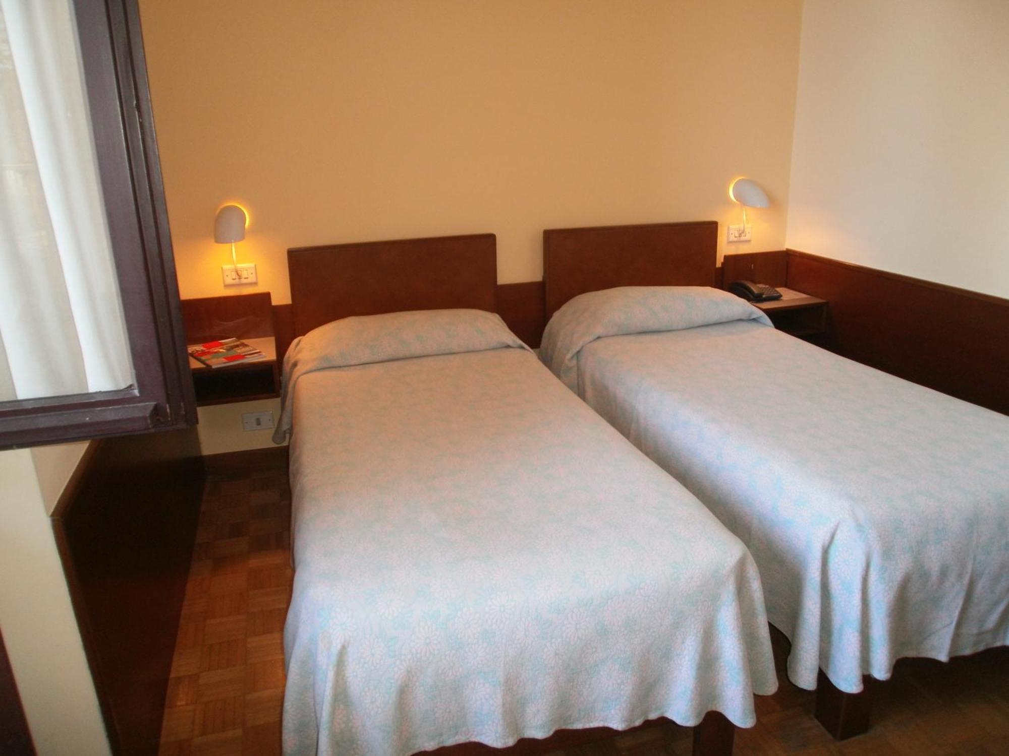 Hotel & Roma Pallazzolo sullʼOglio