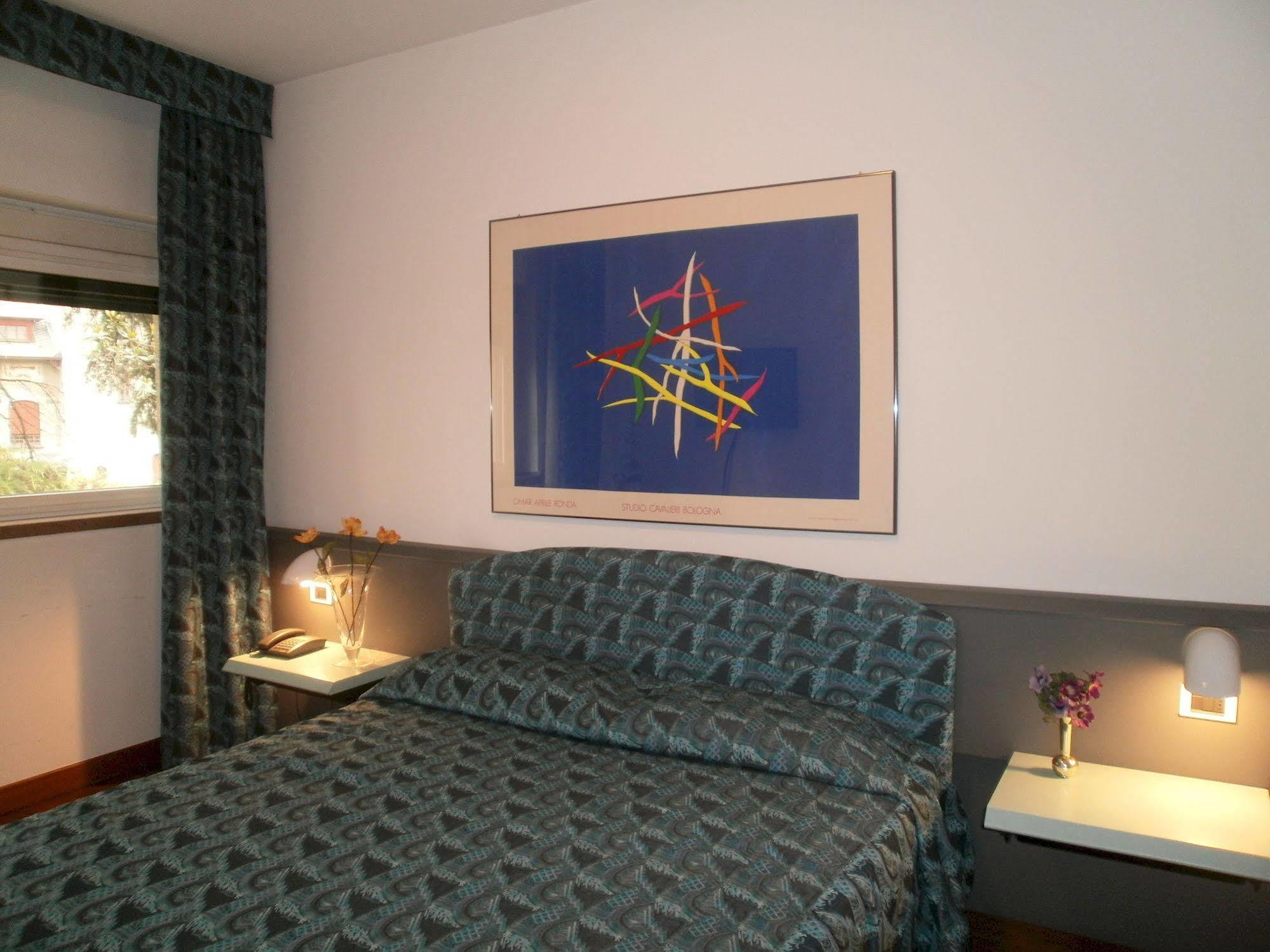 Hotel & Roma Pallazzolo sullʼOglio
