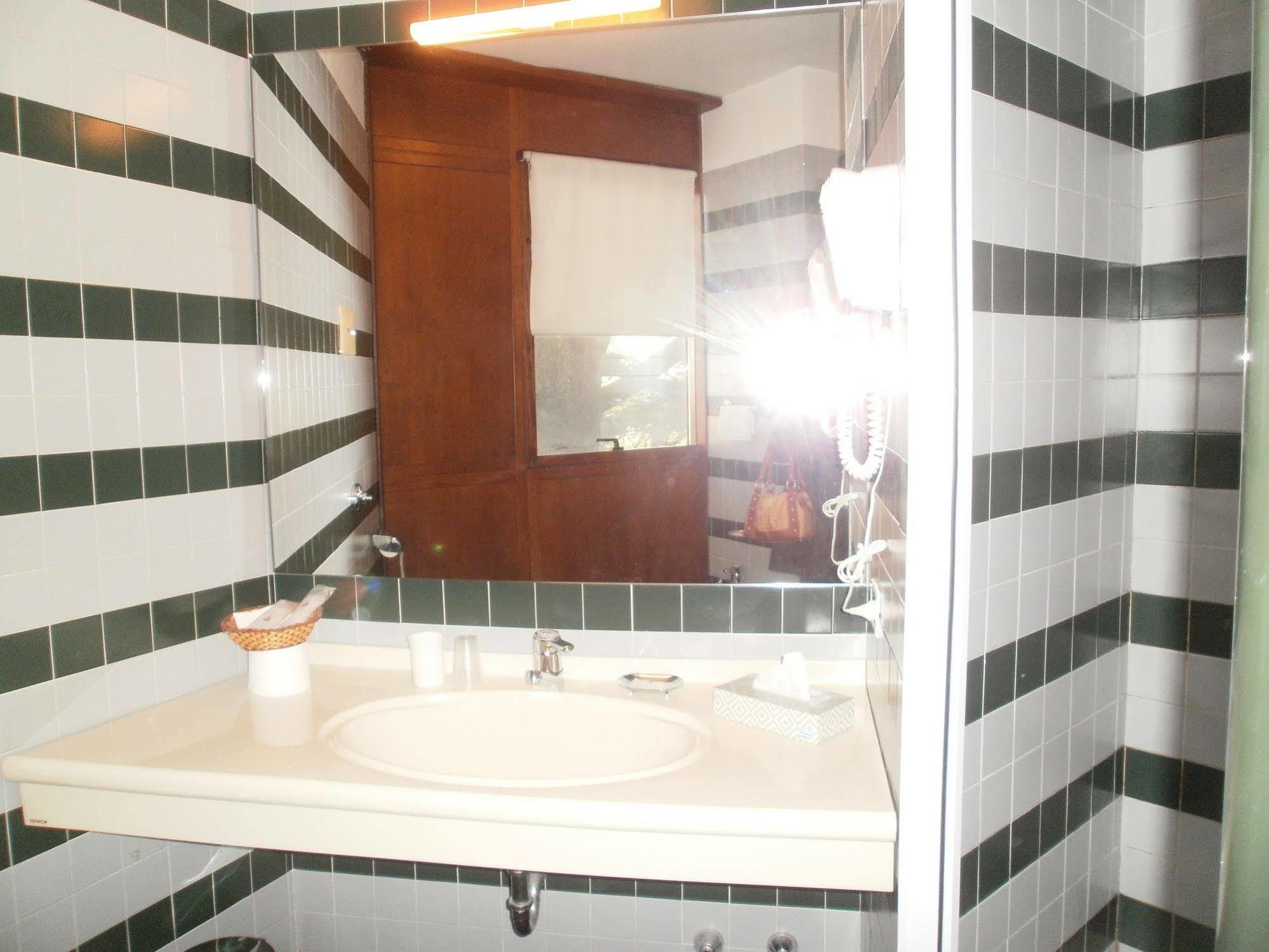 Hotel & Roma 3*